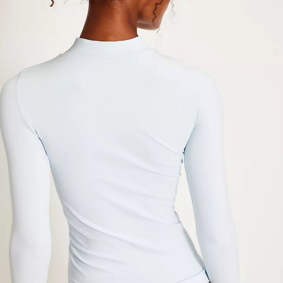 Free People Rocky Seamless Turtleneck Color Ice White Size XS/S - Picture 5 of 6